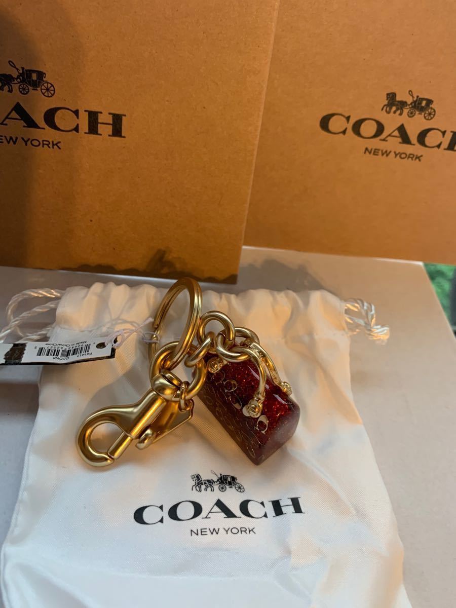 新品 コーチCoach Key holder 新品