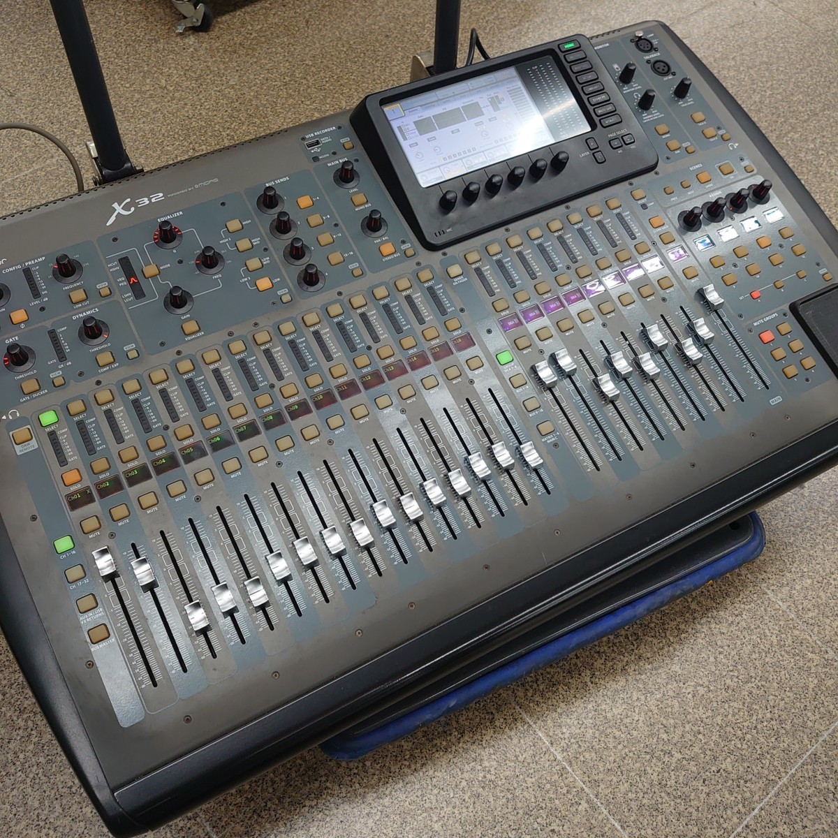 ★中古★BEHRINGER★ベリンガー★ミキサー＆周辺機器セット★X30・P16M２台・P16-I・S16★_画像1