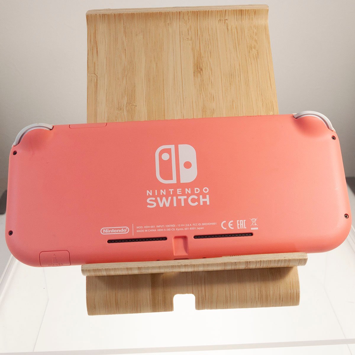 任天堂 Nintendo Switch Lite/ニンテンドースイッチライト本体 HDH-001 コーラル 2020　中古品_画像2