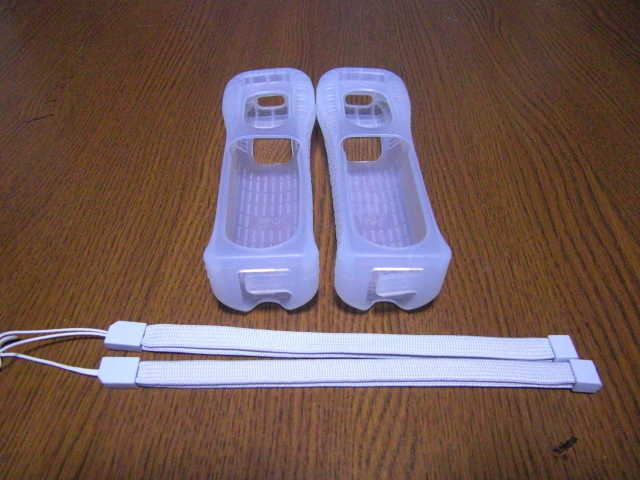 JS044　Wii リモコンカバー ジャケット　ストラップ２個セット（動作良好 クリーニング済）白　ホワイト