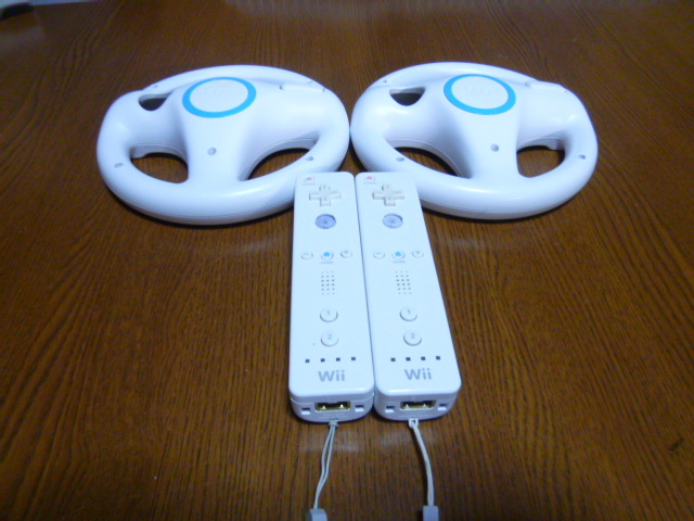HR066【送料無料】Wii マリオカート　ハンドル　リモコン　ストラップ　2個セット（動作良好 クリーニング済）