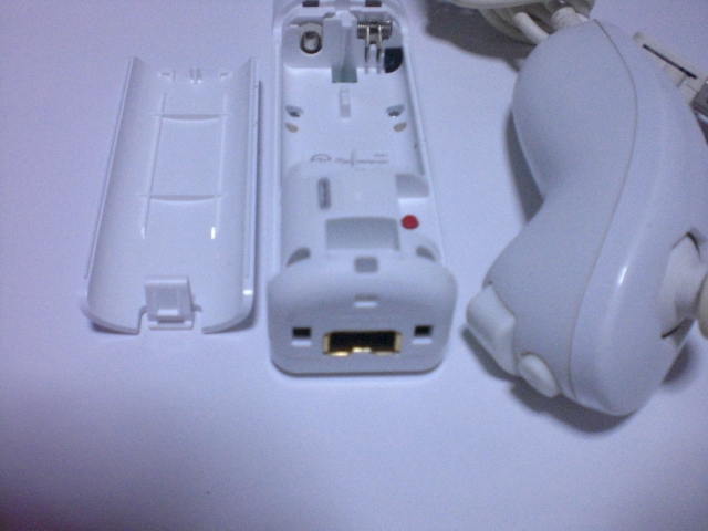 RN015【即日配送 送料無料 動作確認済】Wii　リモコン　ヌンチャク　白　ホワイト　RVL-003　RVL-004　コントローラ