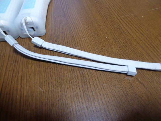 RSJN028【送料無料 動作確認済】Wii リモコン ヌンチャク ジャケット ストラップ　 2個セット ホワイト　白　カバー
