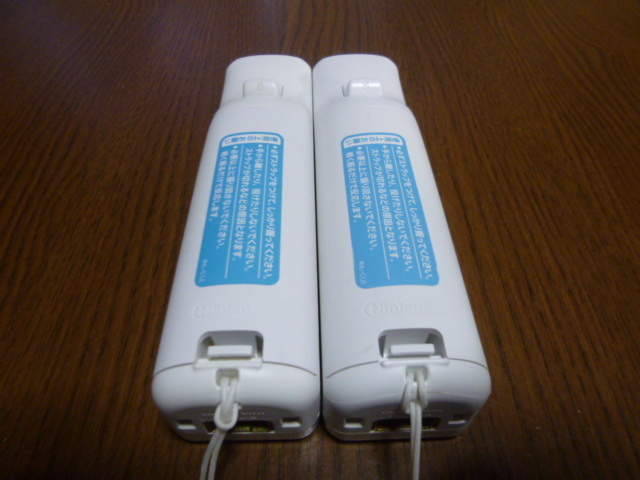 RS053【送料無料 即日配送　動作確認済】Wii リモコン 2個セット ホワイト　白　ストラップ　セット