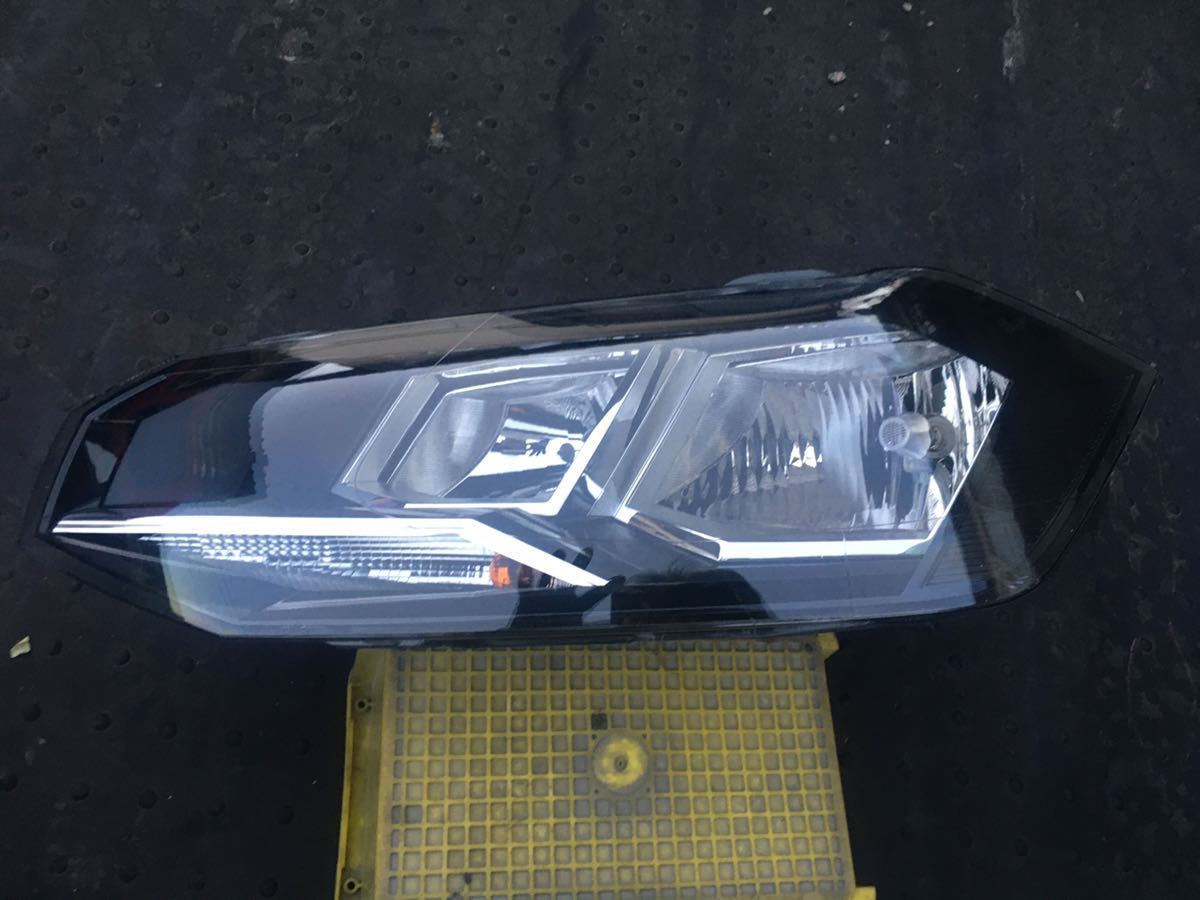送料込 純正 美品 フォルクス ワーゲンAWCHZ 2G VW ポロ 左ヘッド