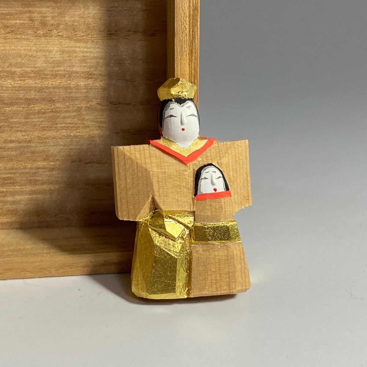 ヤフオク! - 帯留め 奈良人形師 5代 瀬谷桃源 奈良一刀彫 立雛(共箱...