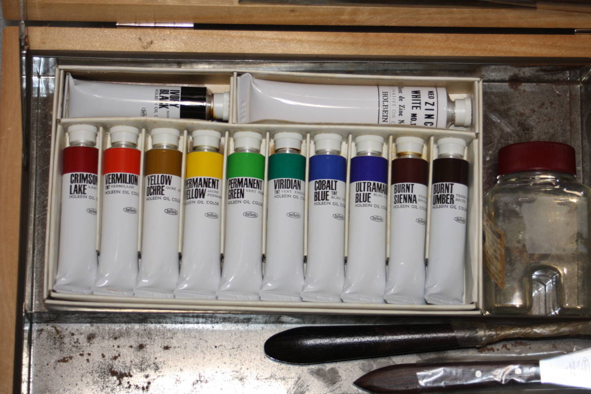 新品【未使用】ホルベイン 油絵具セット 豪華18カラー 木製ケース付き 売値 ナイフ オイル 木製ケース付き 12色 油絵具セット ホルベイン holbein 画材