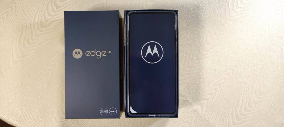 格安最新作 Motorola - Motorola edge 20 国内版 SIMフリー 一括購入