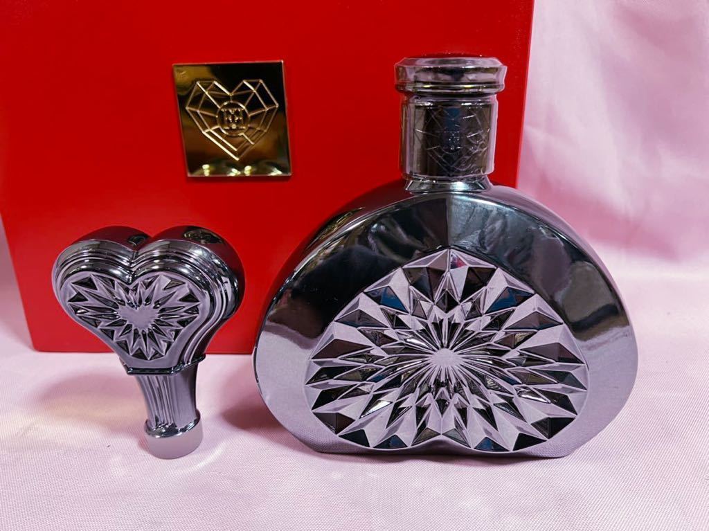 希少&美品!フォーチュンハート ブラックパール クリスタルボトル 替え栓・化粧箱付き!ブランデー 国産品