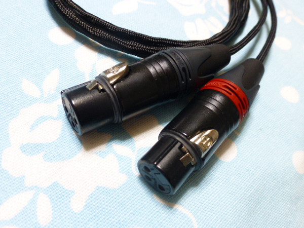 2.5mm4極 (メス) → XLR コネクタ 3ピン ×2 (メス) TEAC UD-301 UD-501 等へ 変換ケーブル MOGAMI 2944 八芯 100cm ( 4.4mm5極 対応可 )_画像2