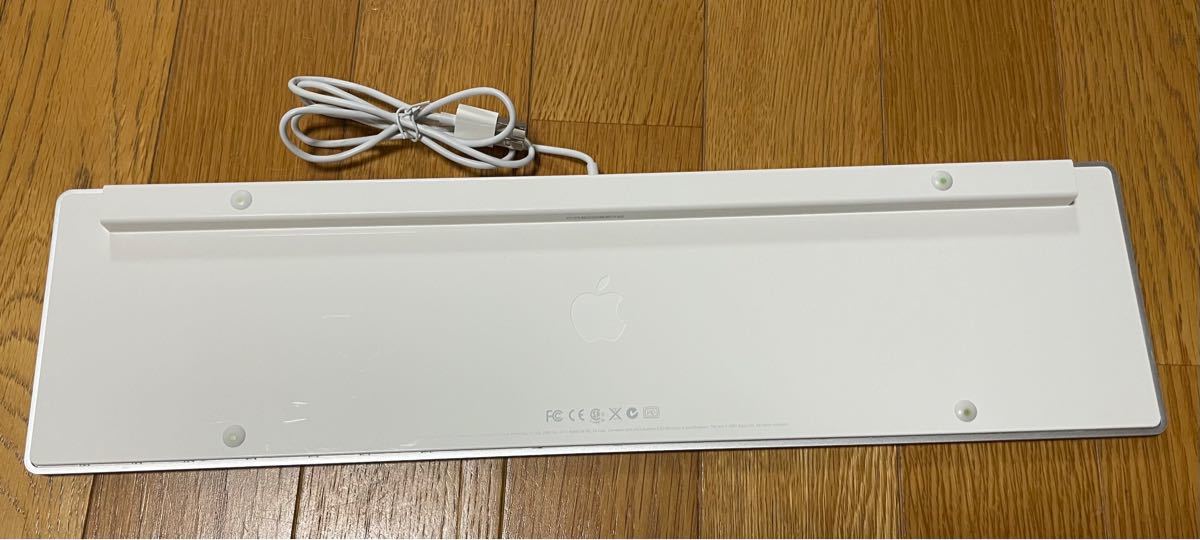 Apple アップル 日本語 キーボード A1243 純正 テンキー USB 差し口2箇所アリ 