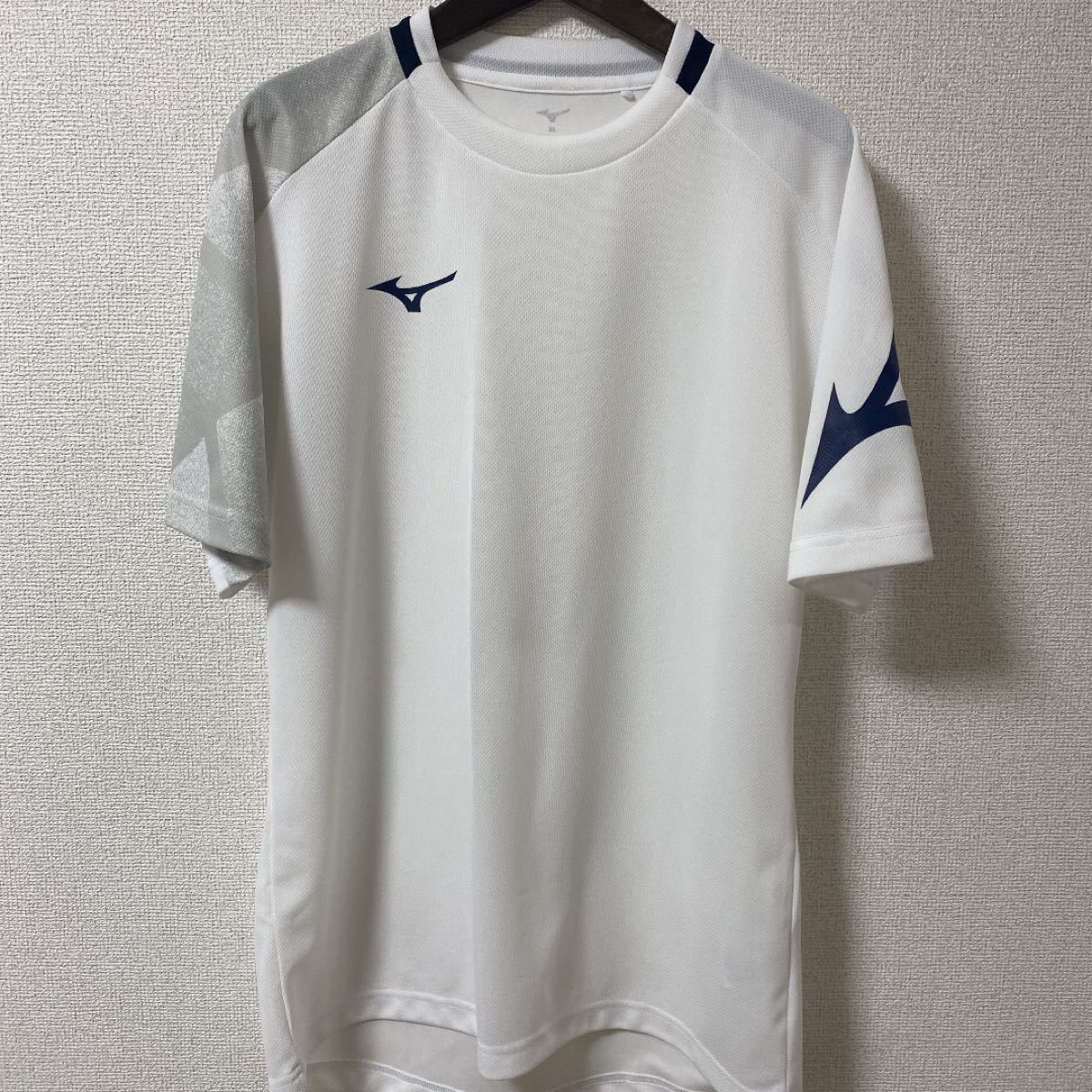 MIZUNO ミズノ 美品Tシャツ スポーツ 速乾 白 ホワイト 即日発送 半袖 トレーニングウェア ビッグサイズ 半袖Tシャツ