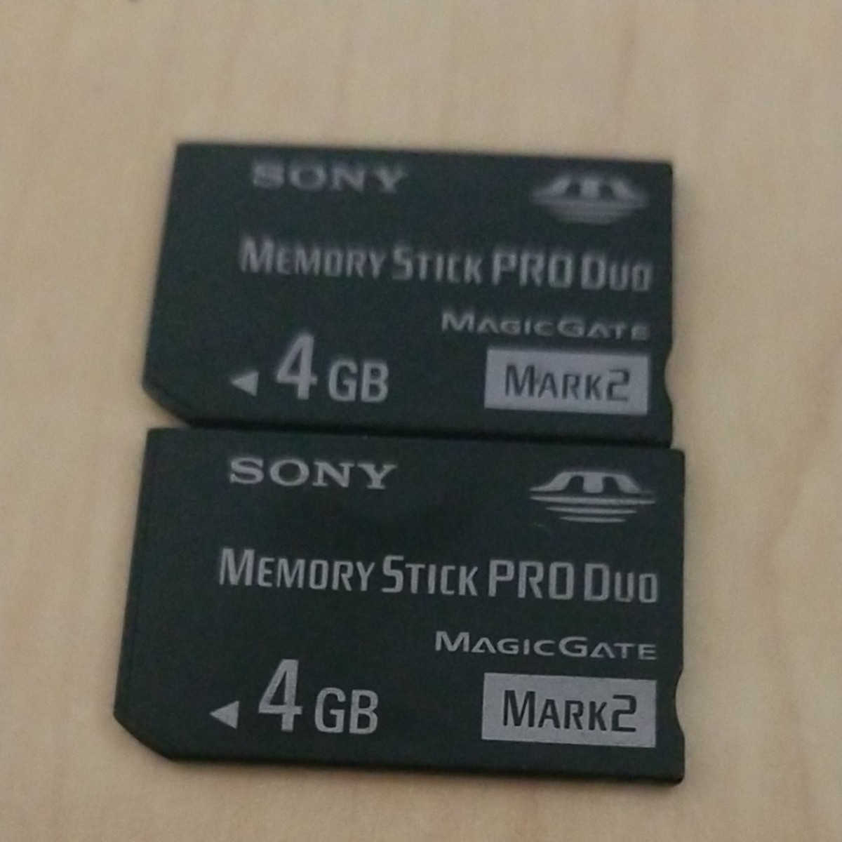 PSP メモリースティック４GB 2枚　 SONY