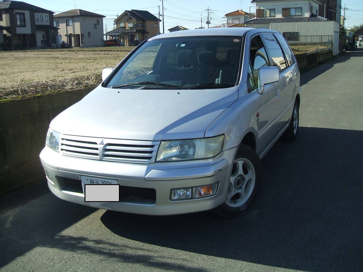  selling out Mitsubishi Chariot Grandis low running 41,000KM