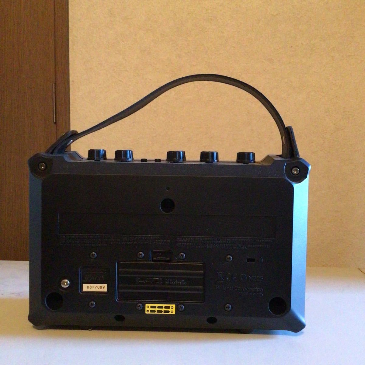 Roland Mobile CUBE ローランド キューブ モバイル ギターアンプ 小型