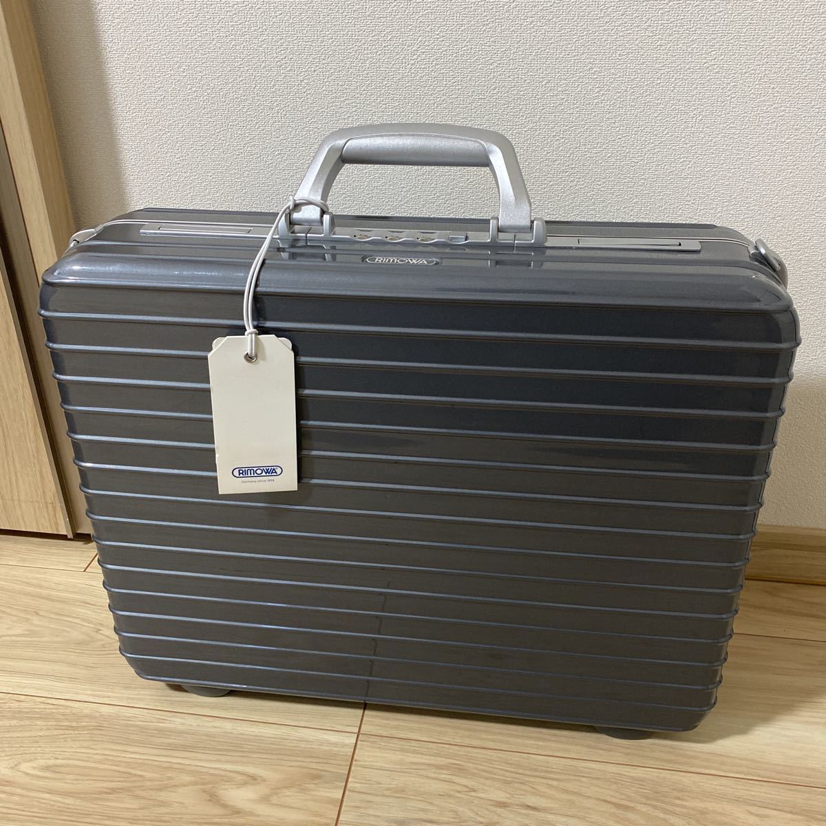 ☆1円スタート☆新品未使用☆RIMOWA(リモワ)/LIMBO(リンボ)/17L