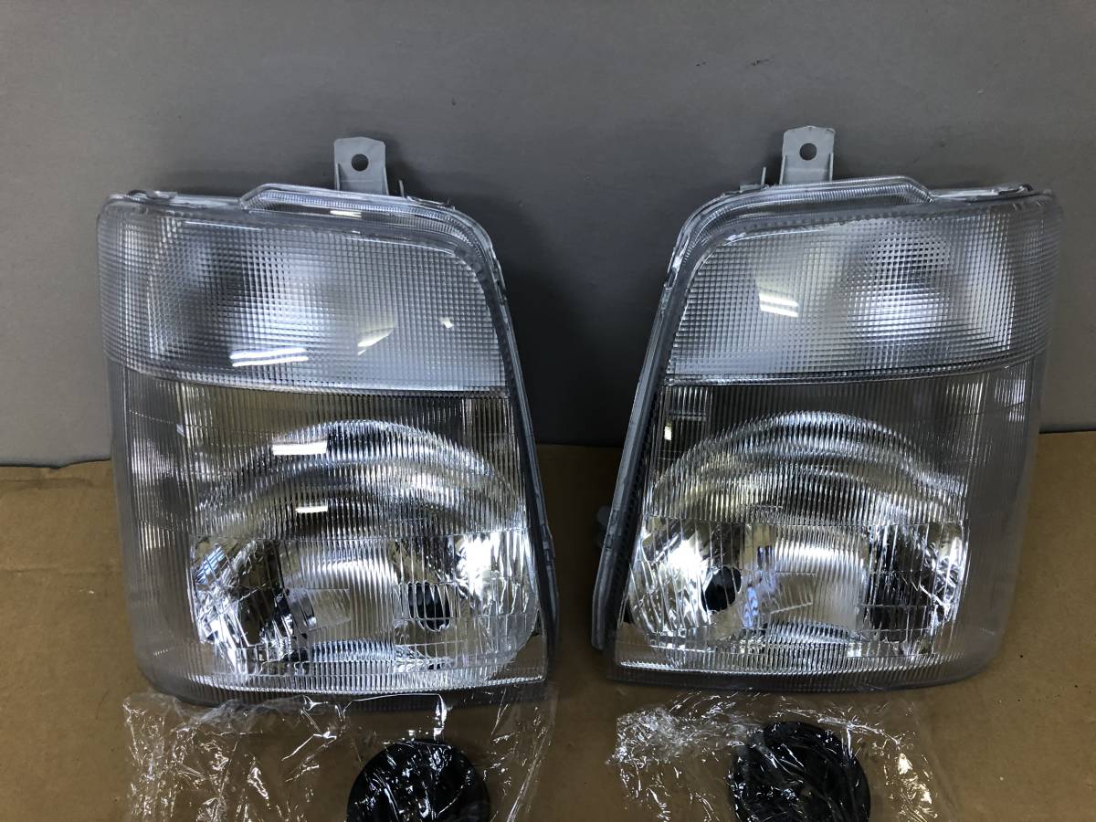新品未使用 スズキ キャリー キャリィ DA63T ヘッドランプ ヘッド