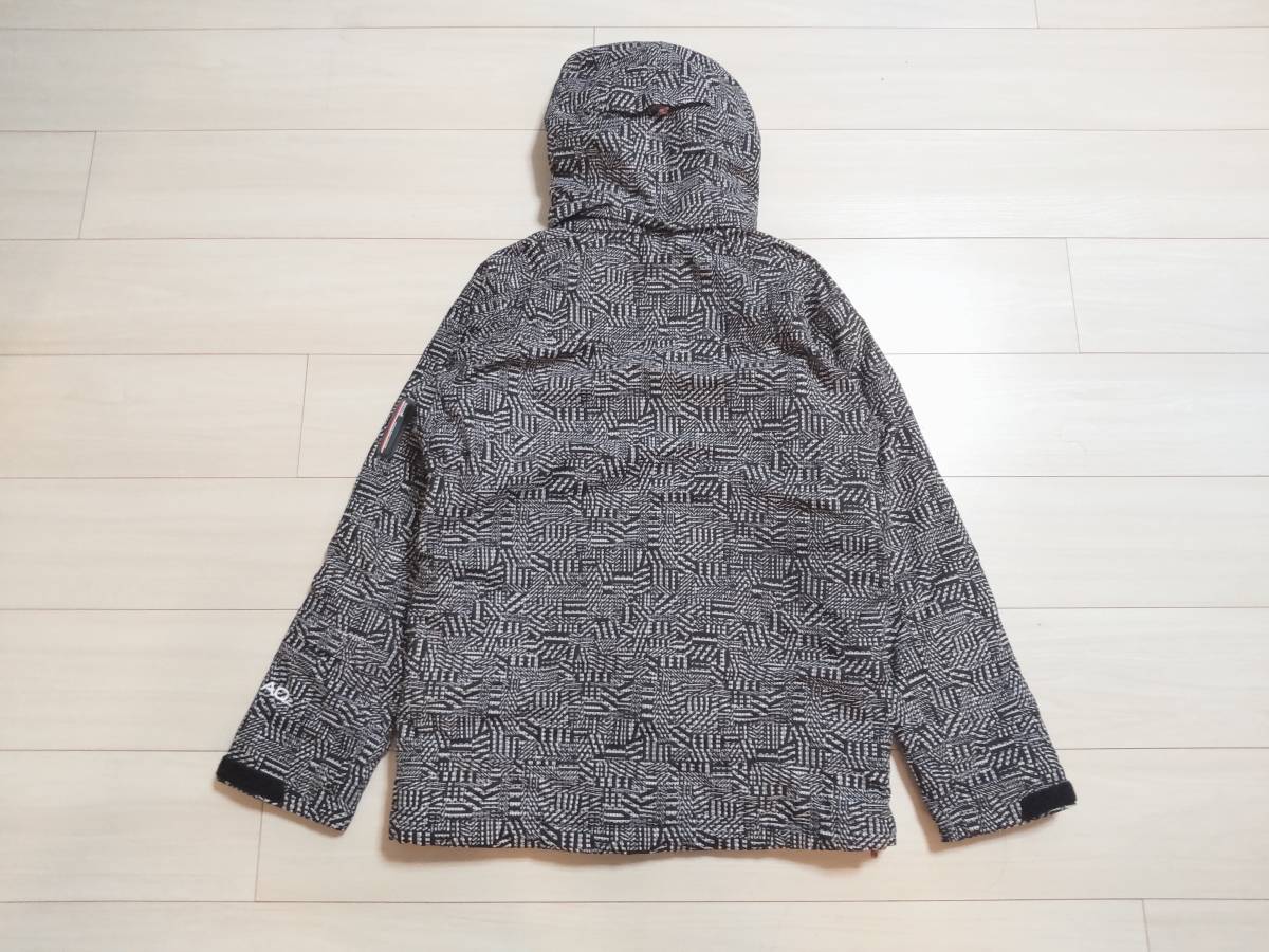 【冬バーゲン 】 バーグハウスXグリフィン BERGHAUS GRIFFIN