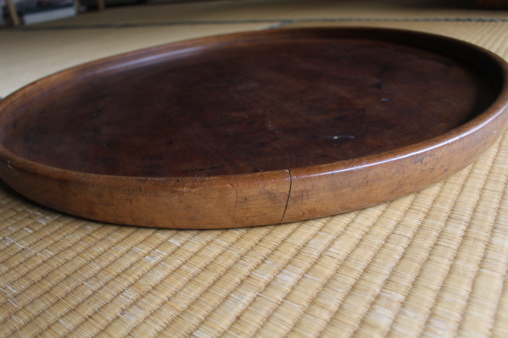 即決□大きな丸盆□トチ一枚板□大盆□木製時代敷板無垢材テーブル