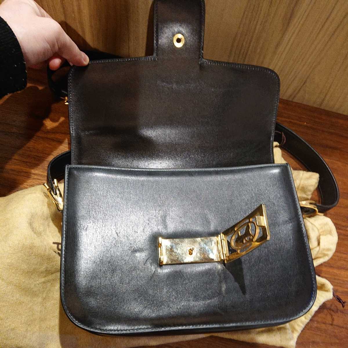 美品 CELINE セリーヌ 馬車 ショルダーバッグ ヴィンテージ 金具