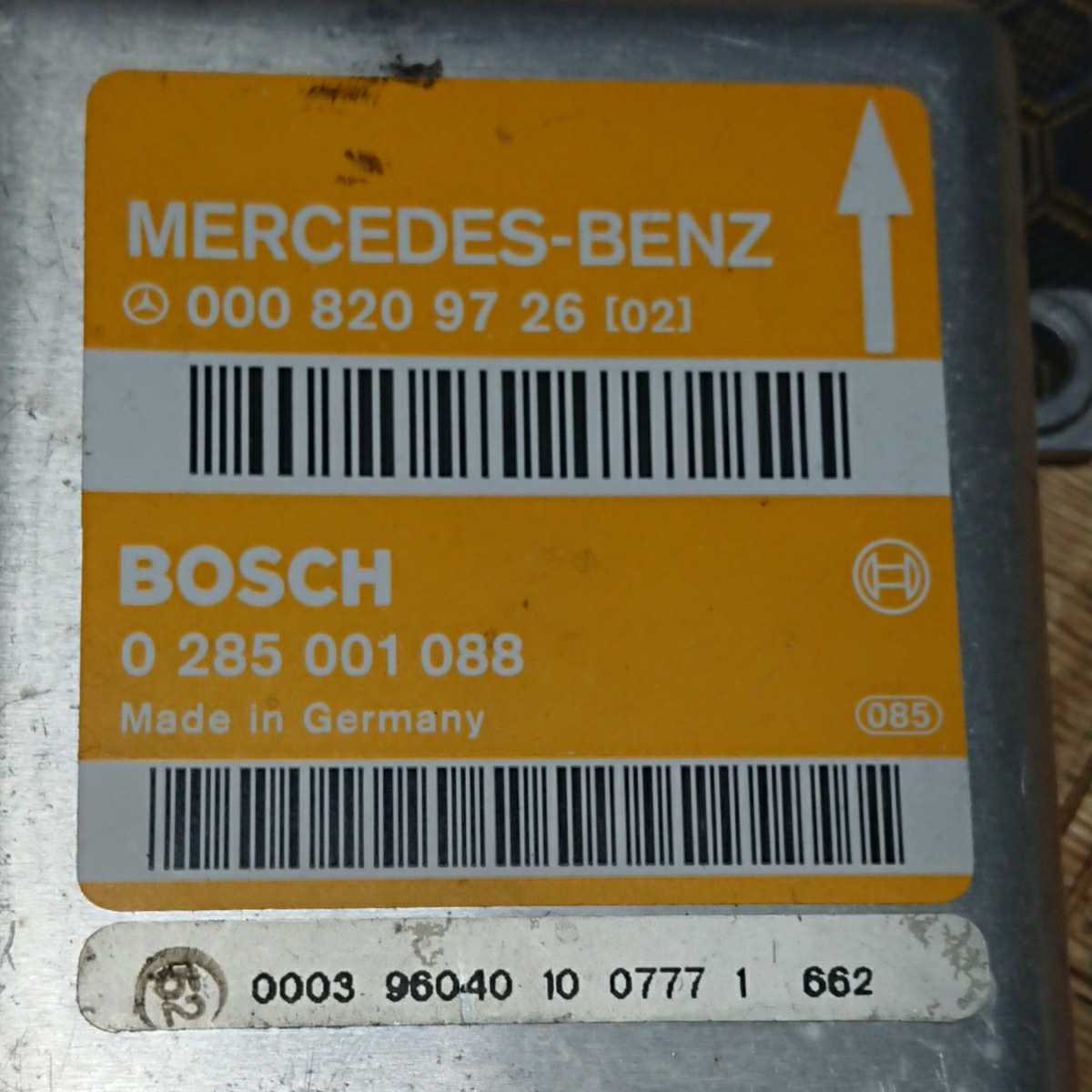 MC-92 95〜02年式 メルセデス・ベンツ W210 Eクラス 93〜00年式 W202 Cクラス SRSエアバッグクラッシュセンサー 000 820 97 26