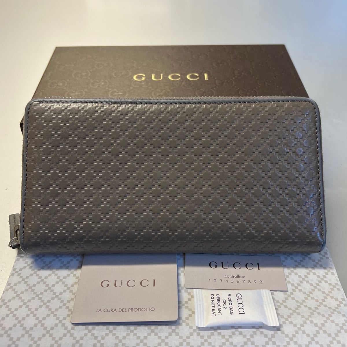 新品同様! グッチ GUCCI 財布 長財布 ラウンドファスナー ディアマンテ
