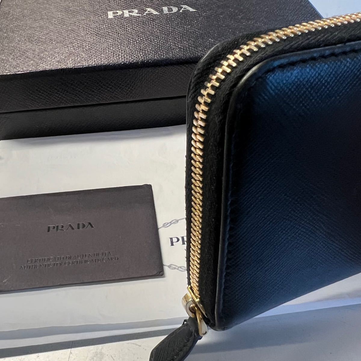 海外 未使用に近い‼️ プラダ PRADA 長財布 サフィアーノ ラウンド