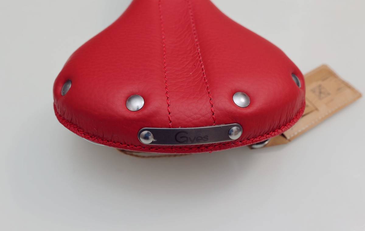 Yahoo!オークション - 稀少な特注品 赤 本革サドル コレクション Yahoo!オークション - 稀少な特注品 赤 本革サドル コレクション