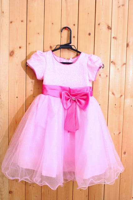 B☆送料無料　未使用　女の子　フォーマルピンクドレス　結婚式・パーティ　サイズ110　_画像1