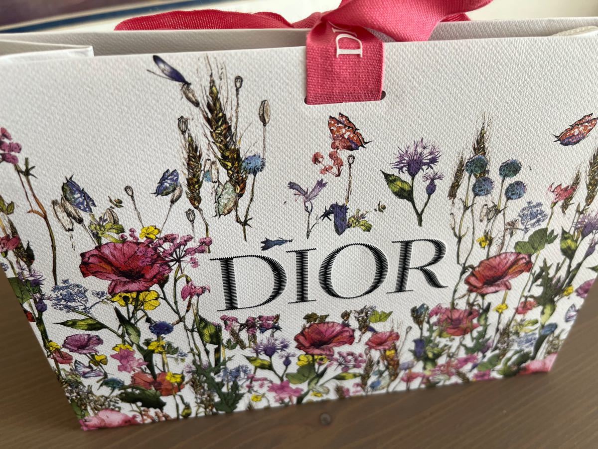 Christian Dior ディオール ギフトボックス 箱 期間限定|Yahoo Christian Dior ディオール ギフトボックス 箱 期間限定|Yahoo