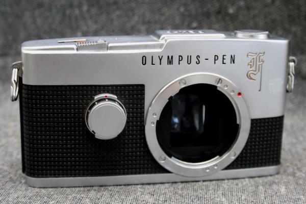 OLYMPUS オリンパス 人気のハーフサイズ 高級一眼レフカメラ PEN-F 綺麗・希少な作動品_画像1