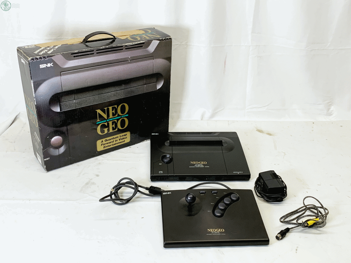 0151466 SNK エスエヌケー NEOGEO ネオジオ 本体 ゲーム機 専用