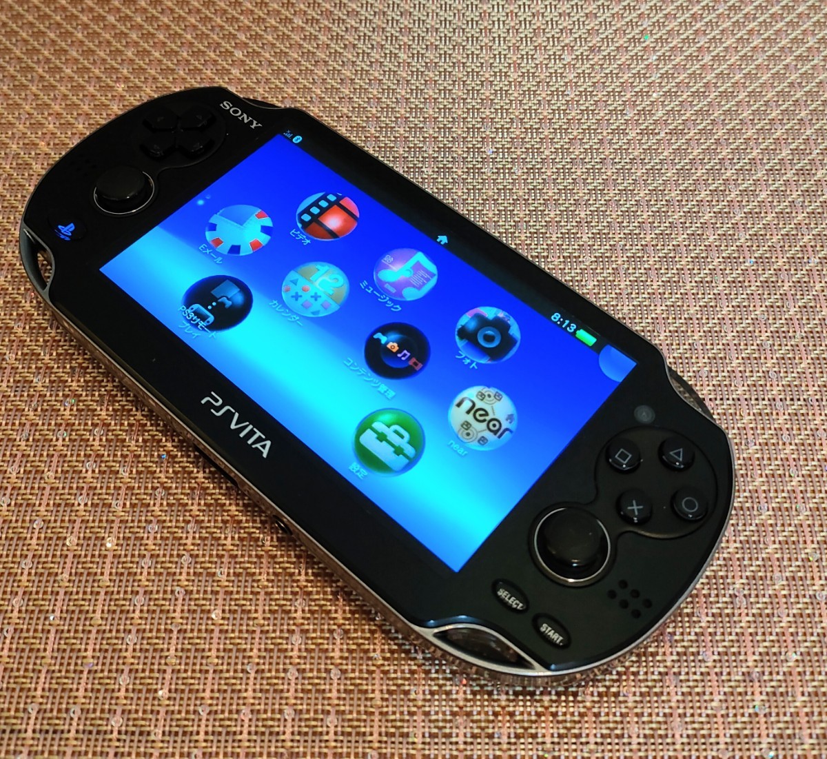 PlayStation Vita PCH-1100 3G/Wi-Fiモデル クリスタル・ブラック 初回限定版
