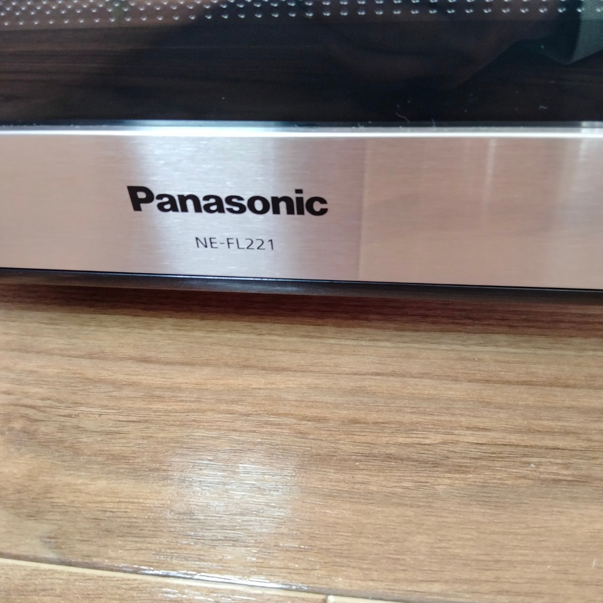 【極美品】Panasonic パナソニック NE-FL221-K　フラット電子レンジ　メタルブラック