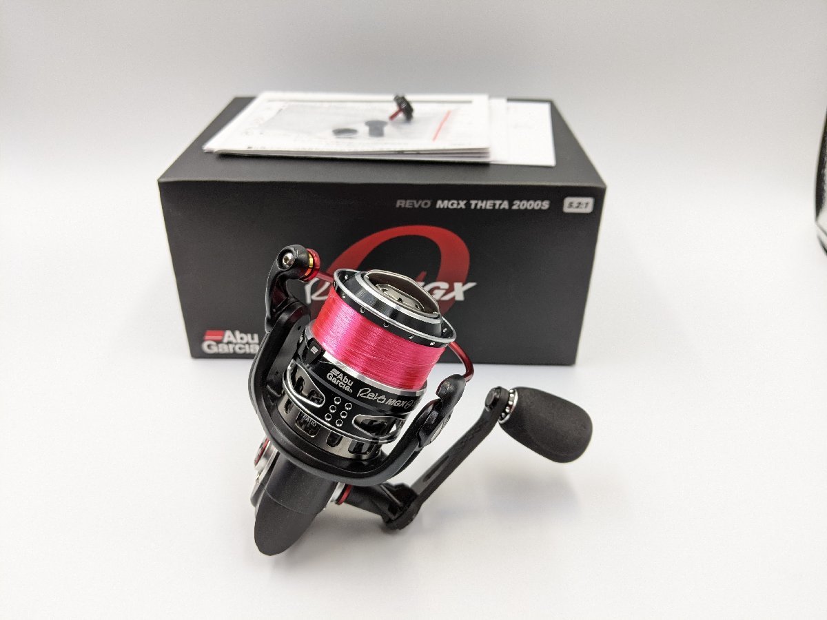 管35103) 美品 アブガルシア Revo MGX THETA 2000S レボ シータ
