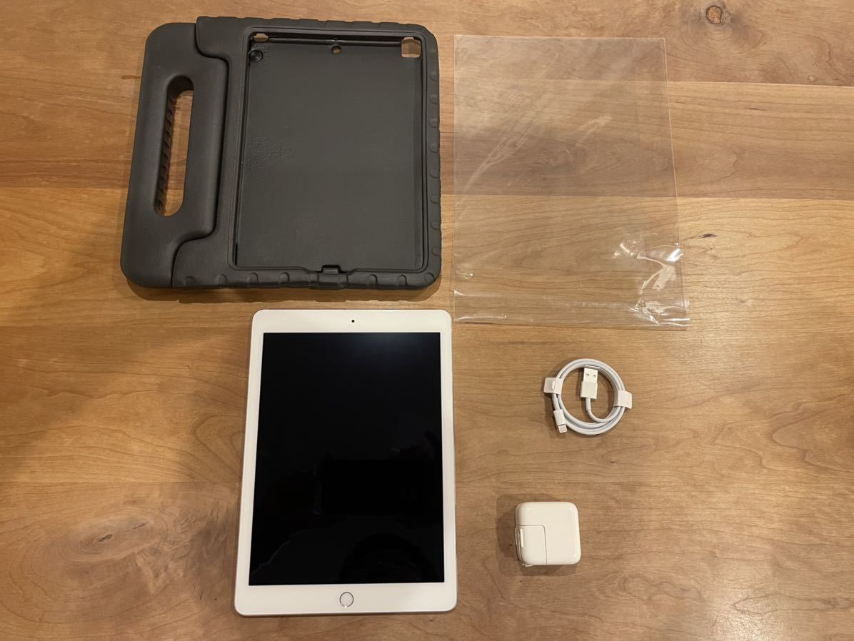 人気定番 iPad 128GB ゴールド の通販 by とも's shop|アイパッドなら