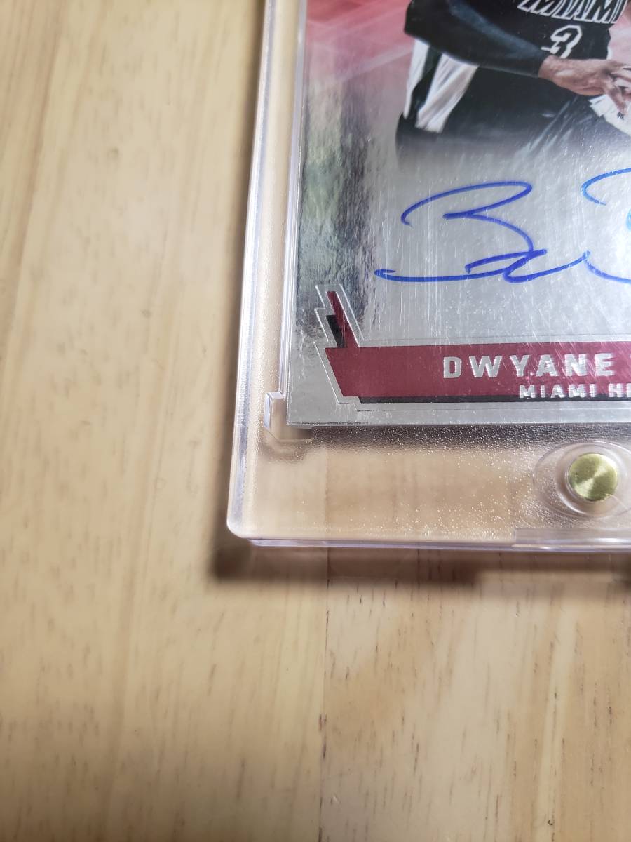 25枚限定 サイン 2015 -16 Panini Absolute Iconic DWYANE WADE Auto (#/25) / ドウェイン ウェイド Autograph _画像3