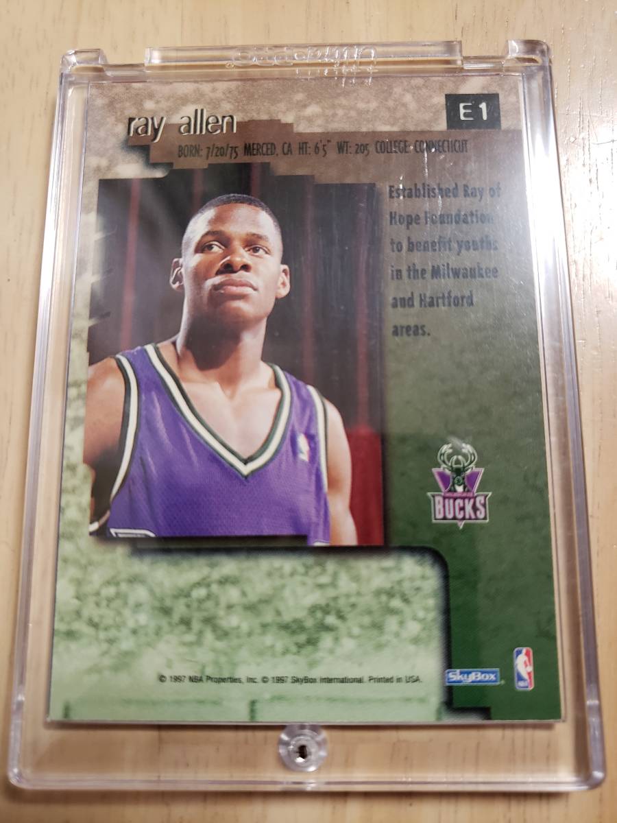 サイン 1996 -97 Skybox Emerald RAY ALLEN Auto RC / レイ アレン