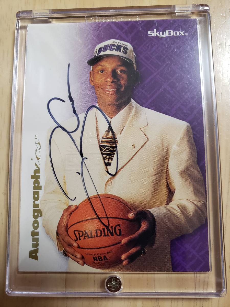 サイン 1996 -97 Skybox Autographics RAY ALLEN Auto RC / レイ