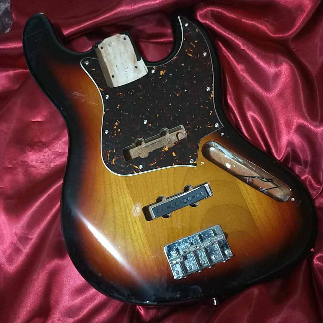 フェンダージャパン ジャズベース ボディ ミディアムスケール / Fender