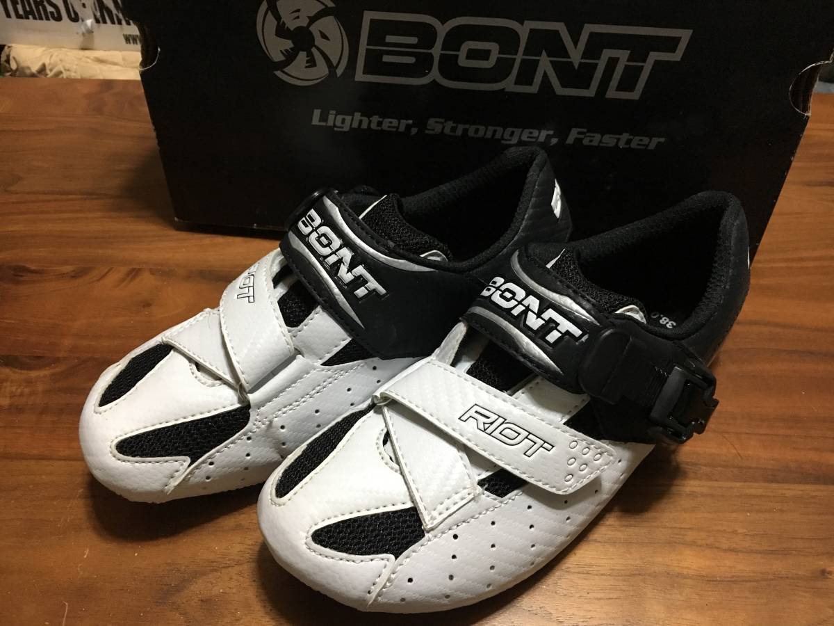 数量限定】 ヤフオク! - 新品 bont RIOT 38サイズ23センチシューズ