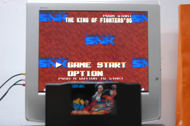 Yahoo!オークション - NEOGEO ネオジオ ROMカセット ザ キング Yahoo!オークション - NEOGEO ネオジオ ROMカセット ザ キング