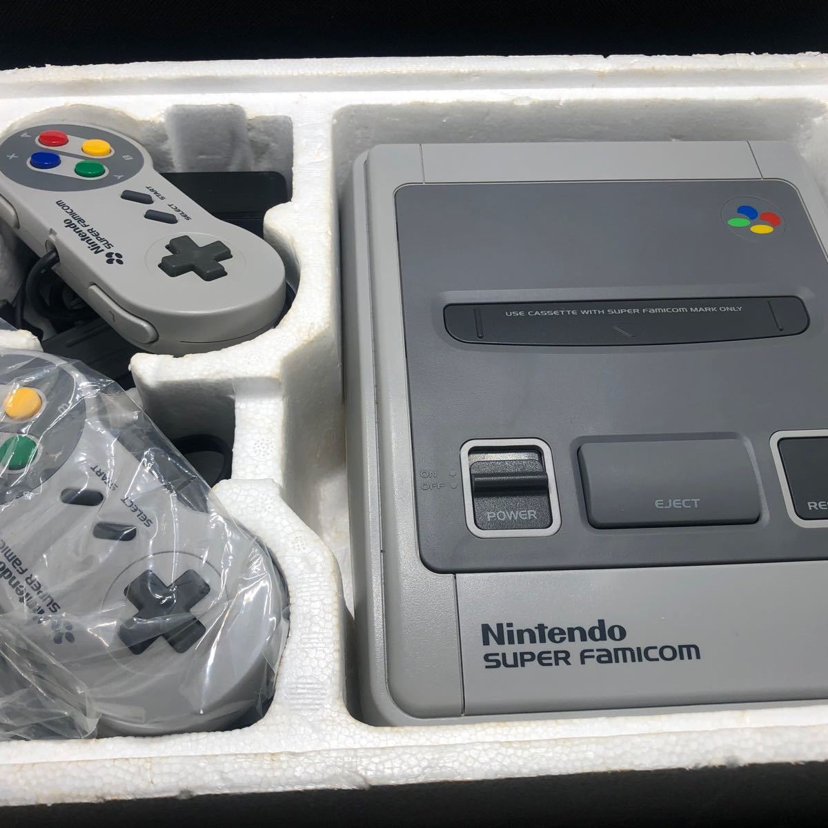 当時物 任天堂 スーパーファミコン本体 箱有りAVケーブルアダプターコントローラ2 動作良好 直ぐに遊べるソフト2本付き