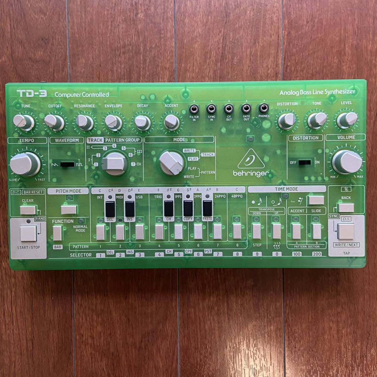 Behringer TD-3-LM 付属品完備