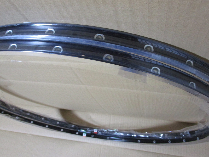 Yahoo!オークション - AMBROSIO EXCELLIGHT SSC 32H 2本セット Yahoo!オークション - AMBROSIO EXCELLIGHT SSC 32H 2本セット