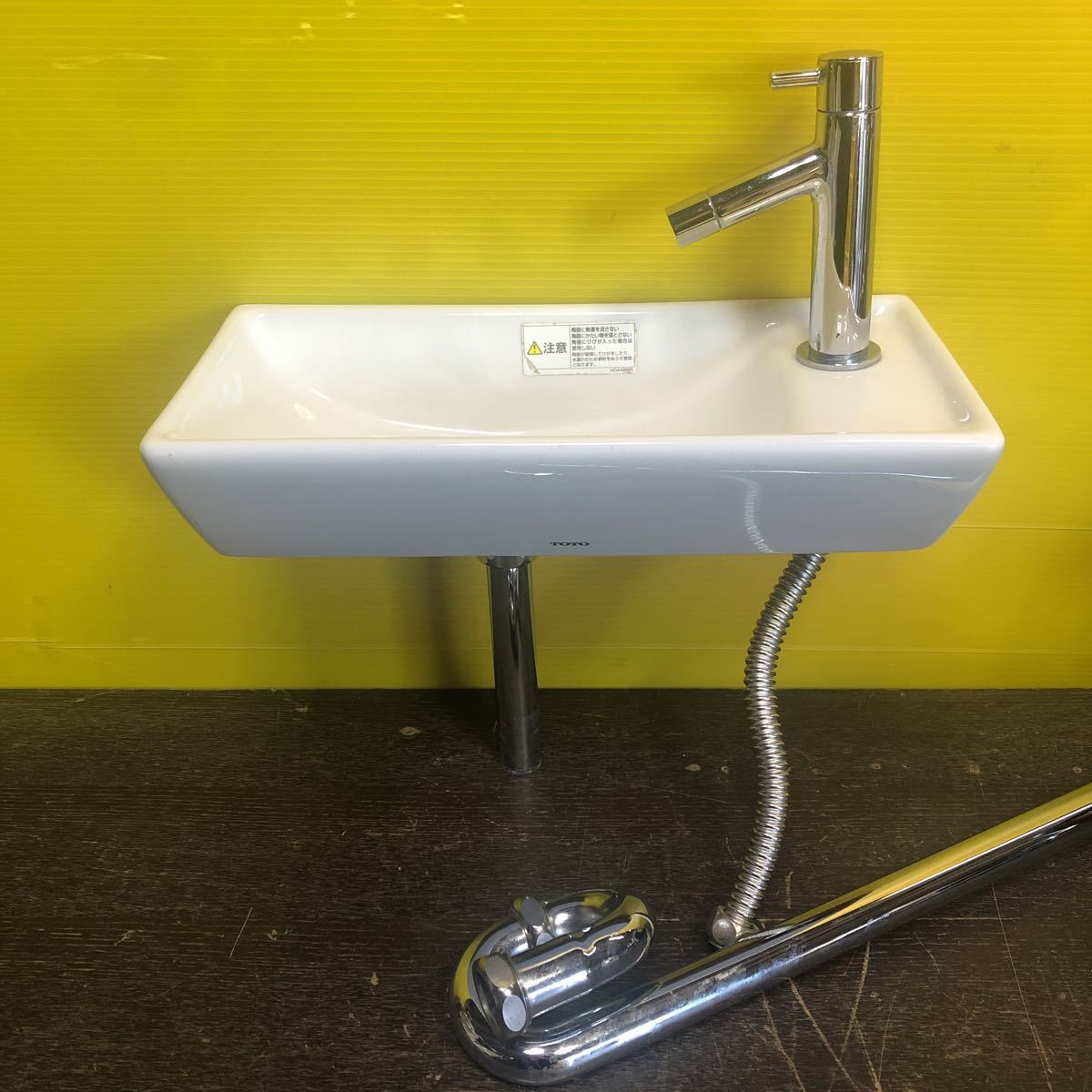 売る Toto 手洗い器 蛇口付き コンパクトサイズ トイレ用手洗い器 W35 5 D17 5 H9 0cm L40d Nw1 A 人気メーカー Mpsservicebd Com 売る Toto 手洗い器 蛇口付き コンパクトサイズ トイレ用手洗い器 W35 5 D17 5 H9 0cm L40d Nw1 A 人気メーカー Mpsservicebd Com