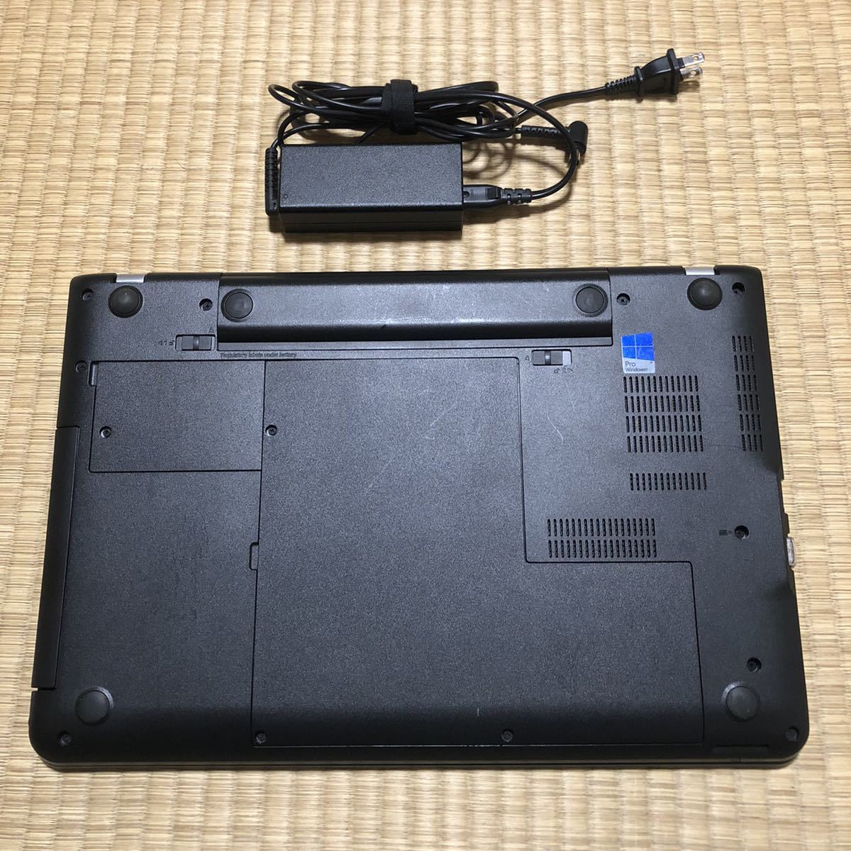 Lenovo ThinkPad E560 i5 6200U メモリ8GB 高速SSD 256GB 15.6インチHD