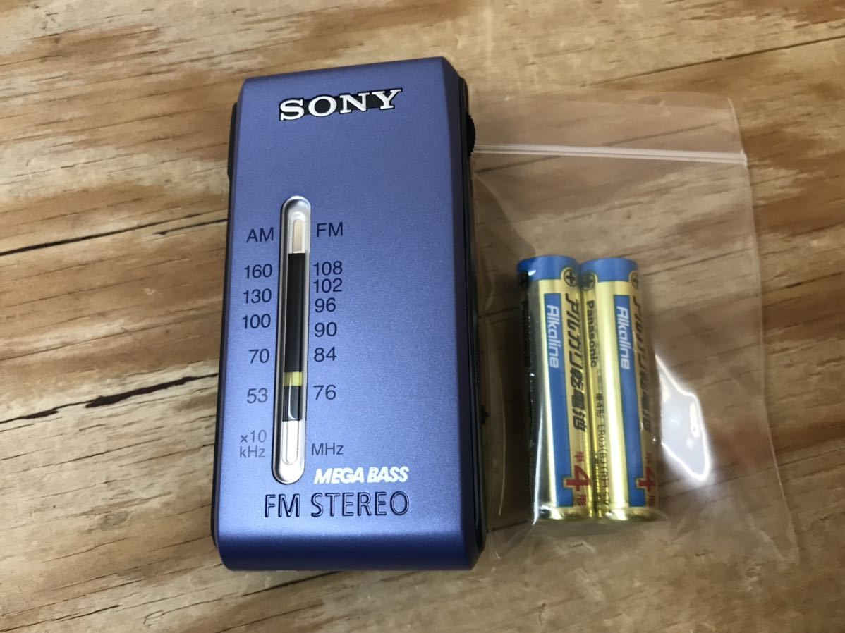 m ネコポスA ソニー MEGA BASS ポケットラジオ　SRF-S86 FM/AM SONY ※短時間の動作確認済、電池おまけ　