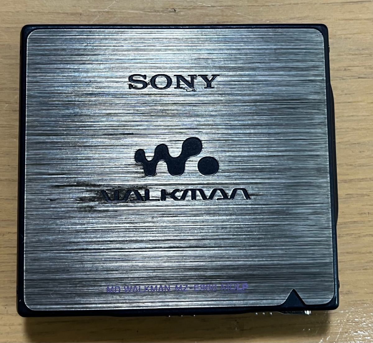 送料無料 【箱・説明書付属の動作品】SONY MDウォークマン MZ 送料無料 【箱・説明書付属の動作品】SONY MDウォークマン MZ