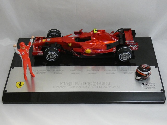 Yahoo!オークション - HW 1/18 フェラーリ F2007 ブラジルGP K Yahoo!オークション - HW 1/18 フェラーリ F2007 ブラジルGP K